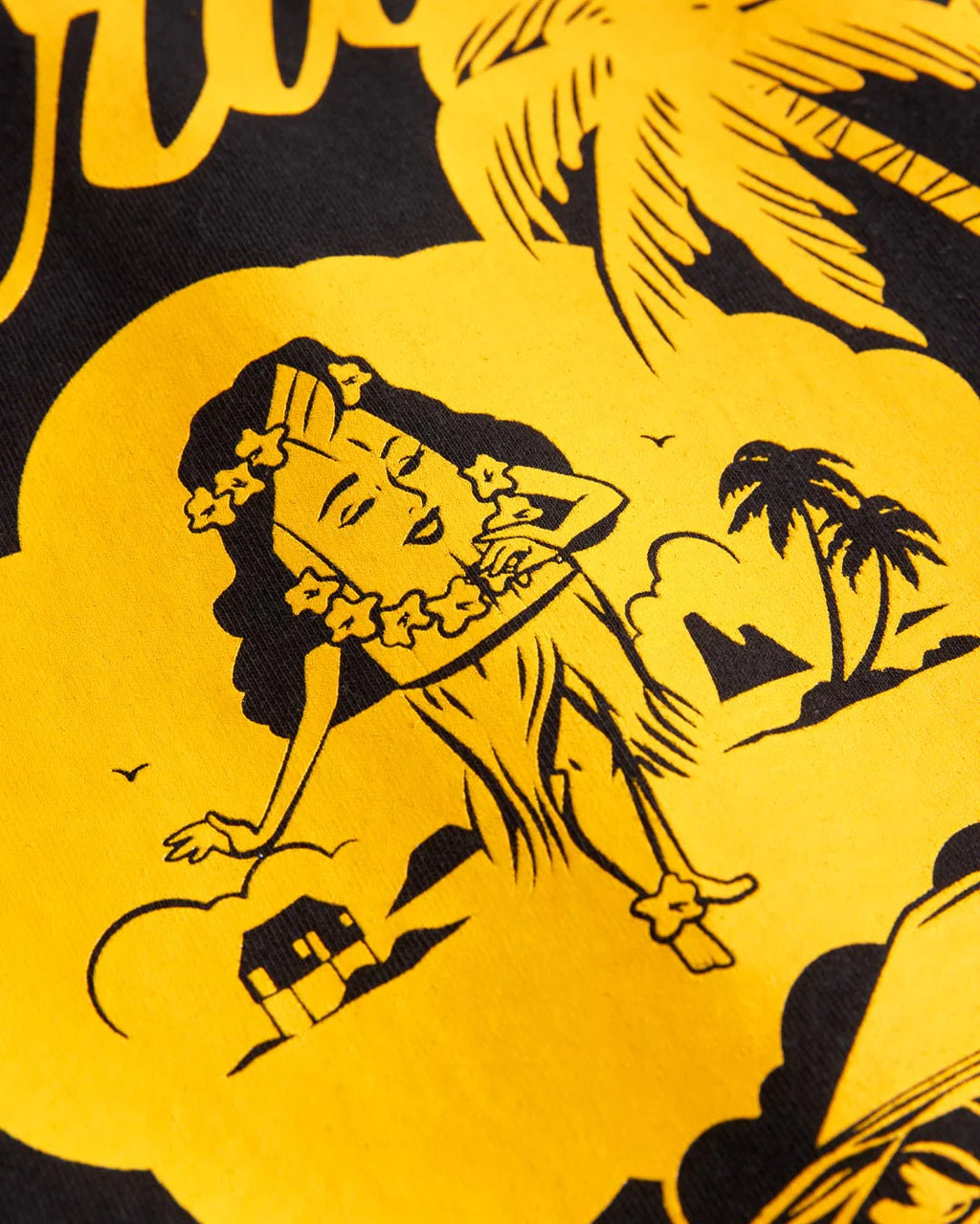 Daydreamin' Birdie T-Shirt - Black